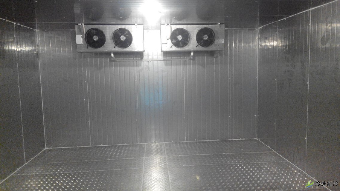 冷凝器在制冷系統(tǒng)中的作用是什么?(圖1) 冷凝器在制冷系統(tǒng)中的作用是什么?(圖1)