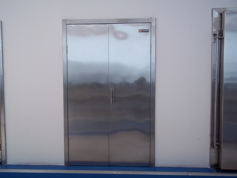 新型冷庫門是如何增強安全性的(圖1) 新型冷庫門是如何增強安全性的(圖1)