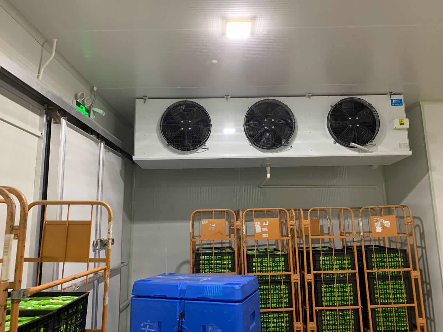 冷庫(kù)用什么設(shè)備好(圖2) 冷庫(kù)用什么設(shè)備好(圖2)